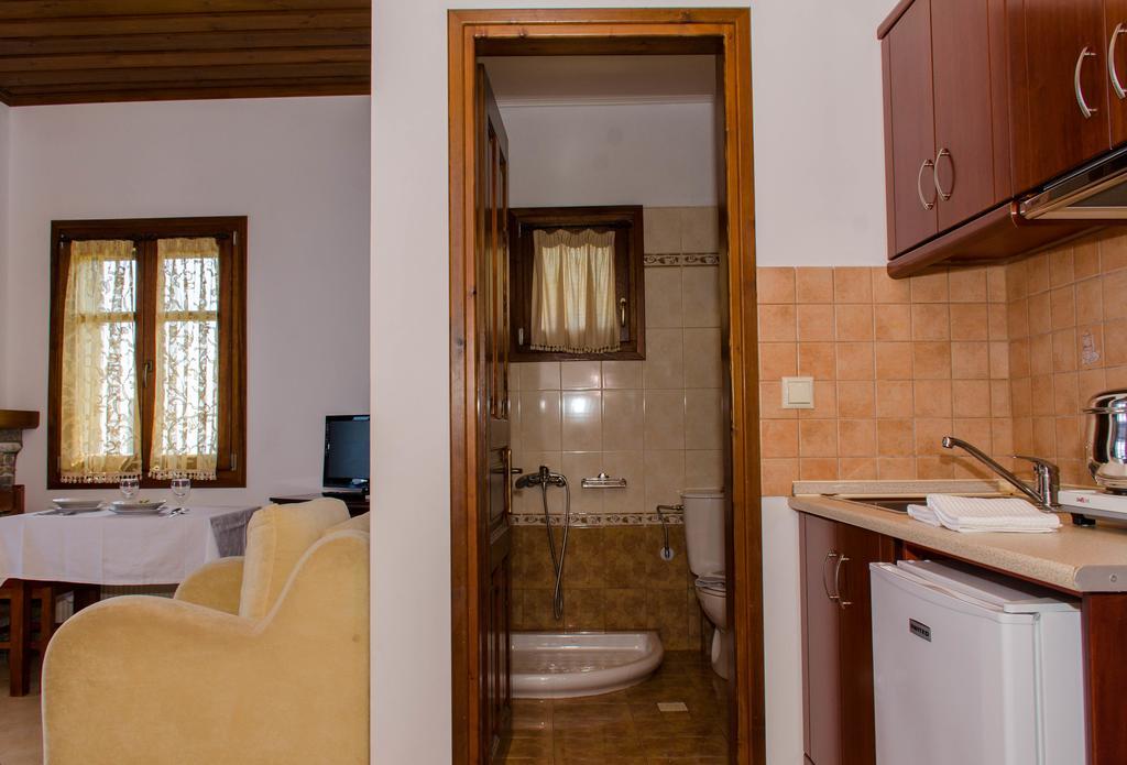 Guesthouse Enastron Chorefton Extérieur photo