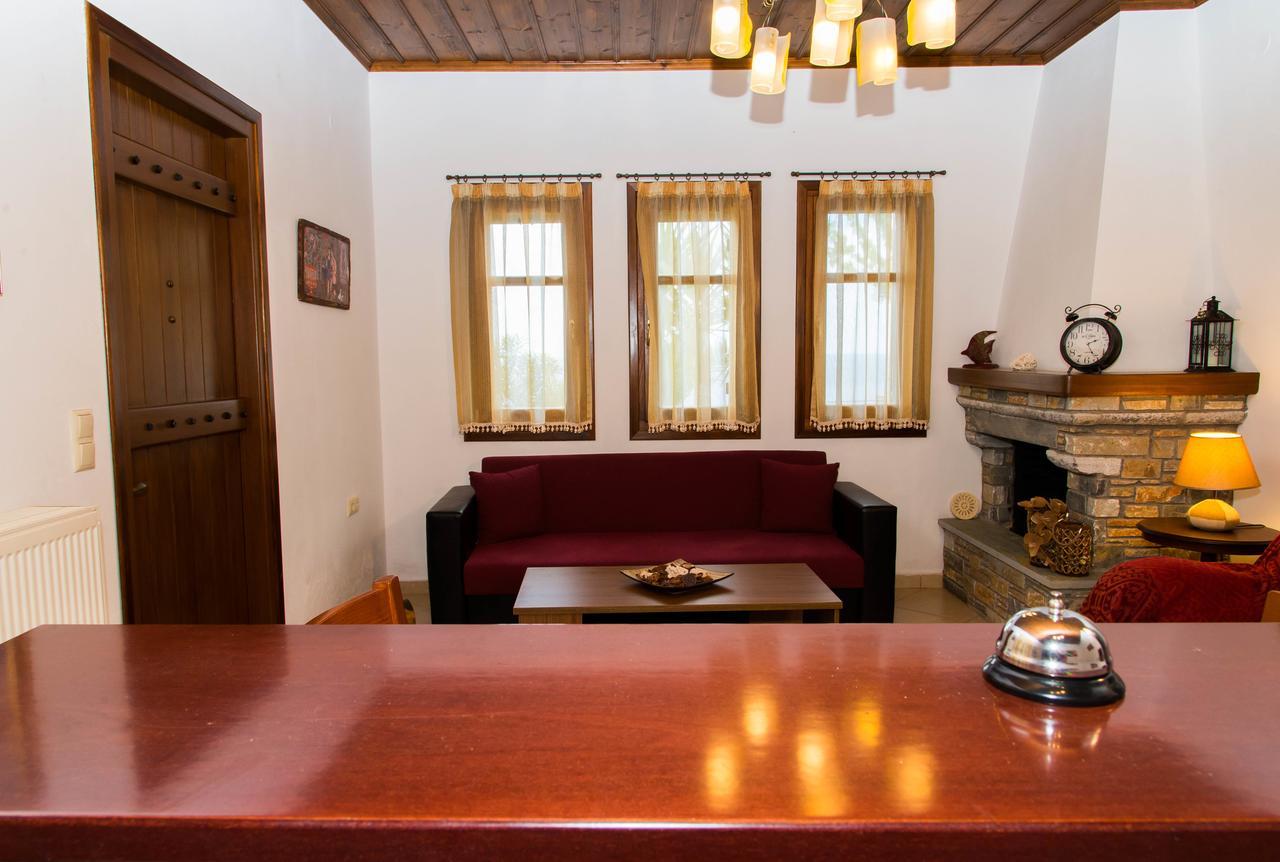 Guesthouse Enastron Chorefton Extérieur photo